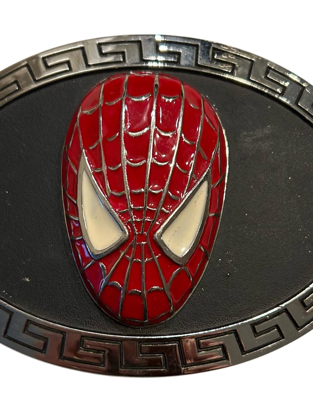 New Soider-Man Marvel Superhero Oval Metal Belt Buckle Red Black Enamel Web